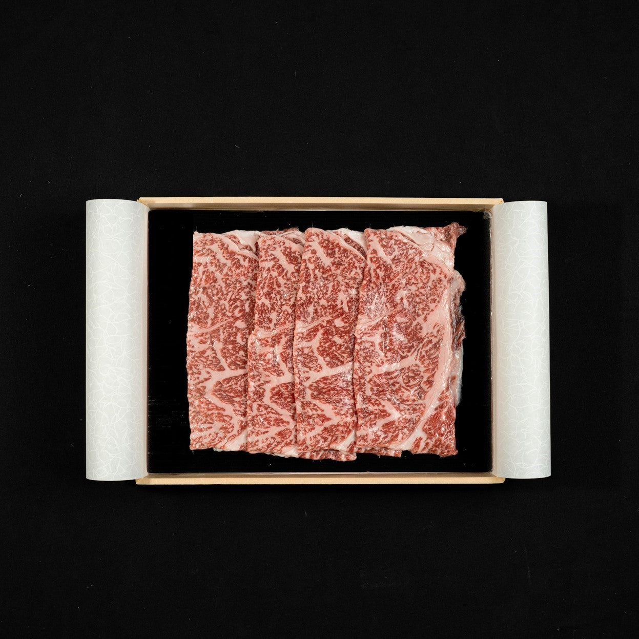 【ギフト】白老牛 肩ロース すき焼き